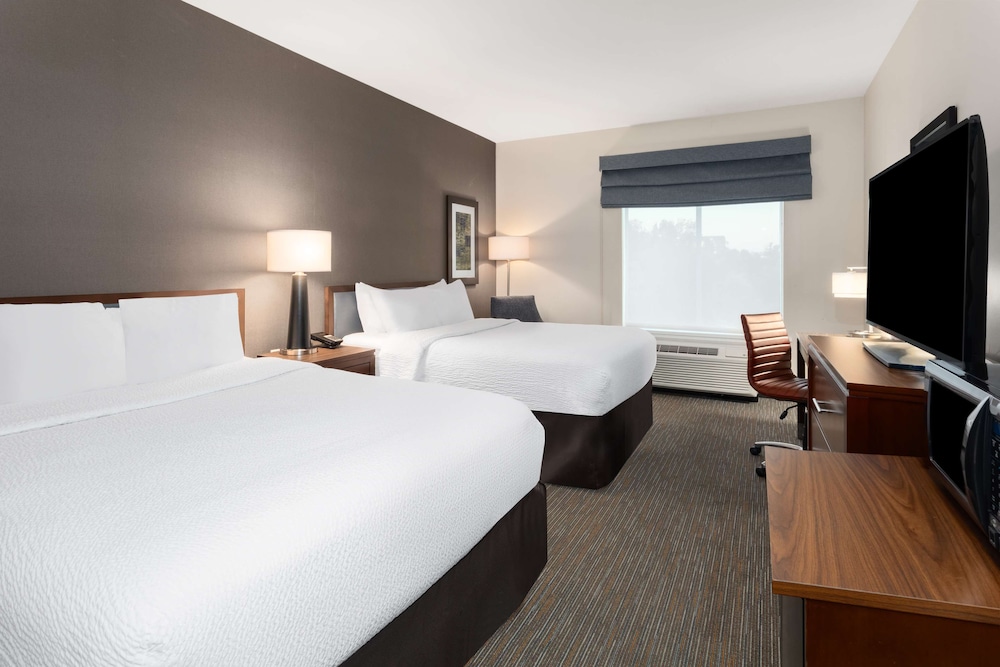 Hampton Inn Nashville Airport Century Place TN - photo 9
