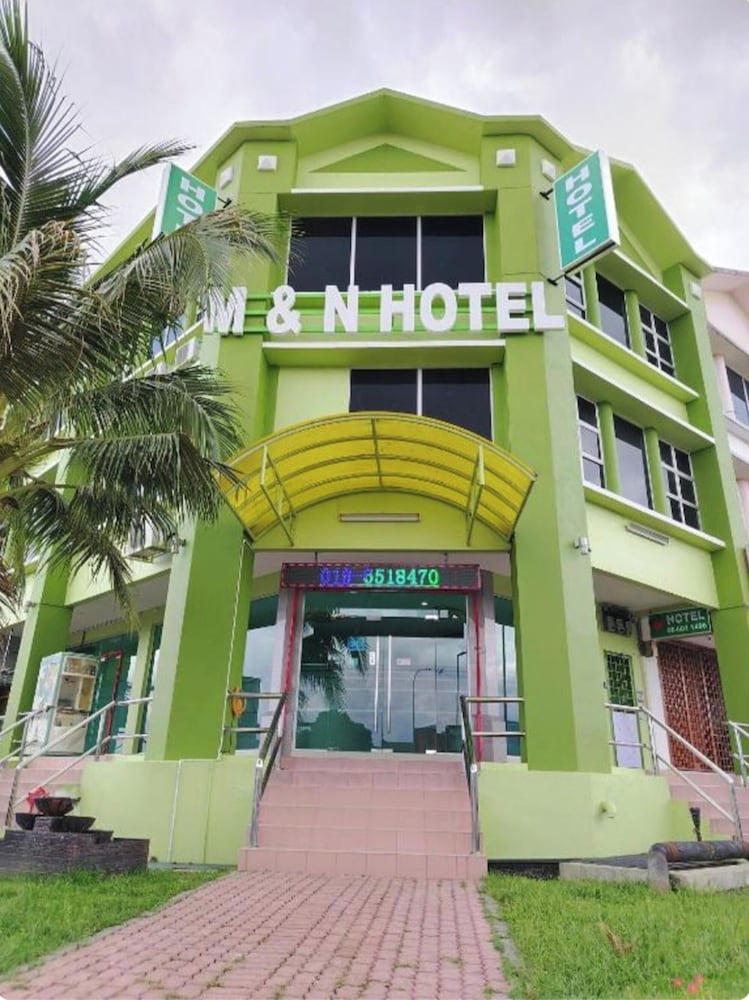M & N Hotel - last minute hotel in Seremban