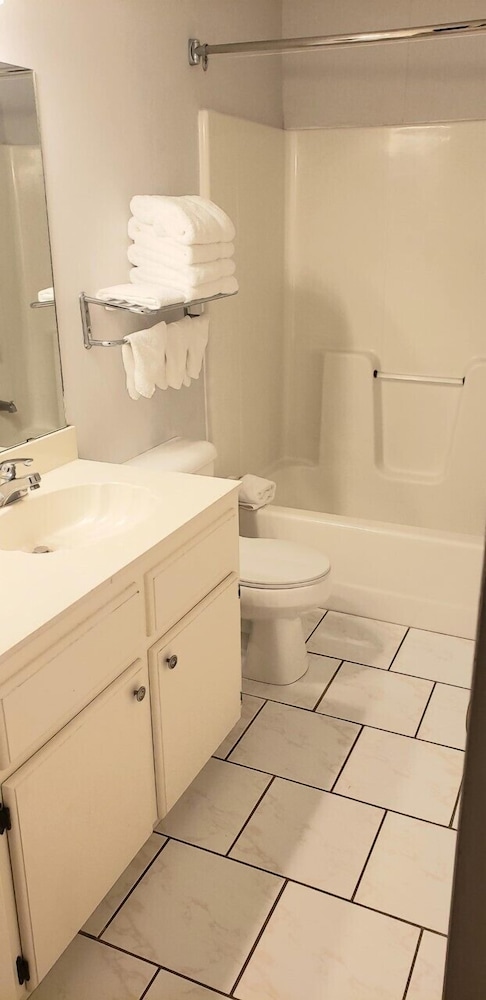 Southern Belle Inn - photo 19