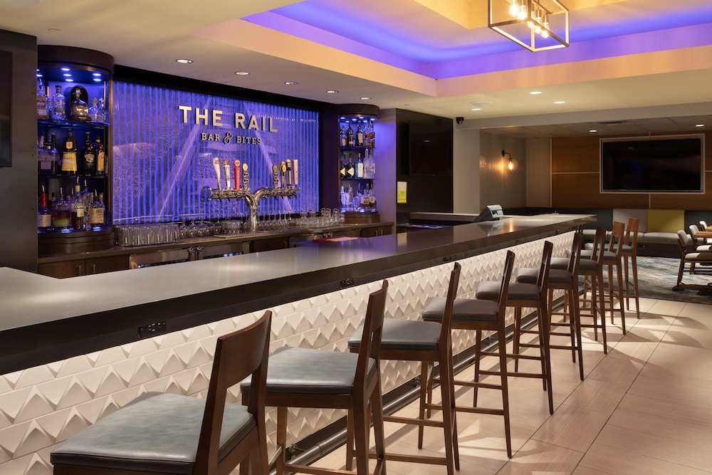Crowne Plaza Kansas City Downtown by IHG - photo 45