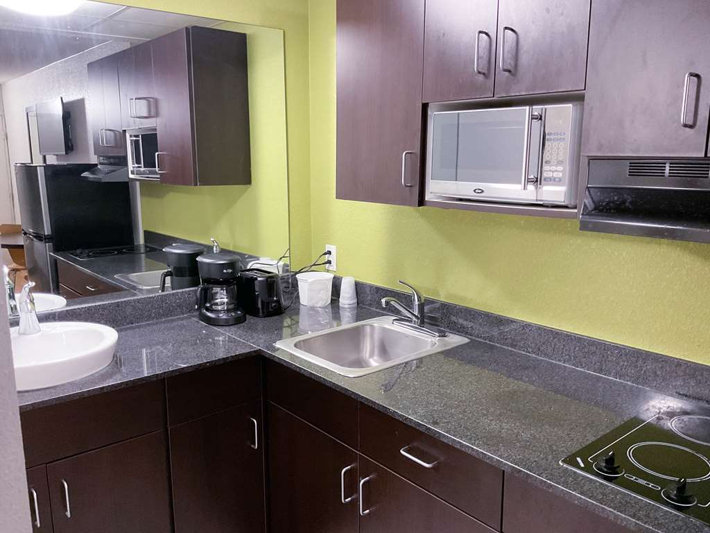 Motel 6 Columbus GA Downtown - photo 10