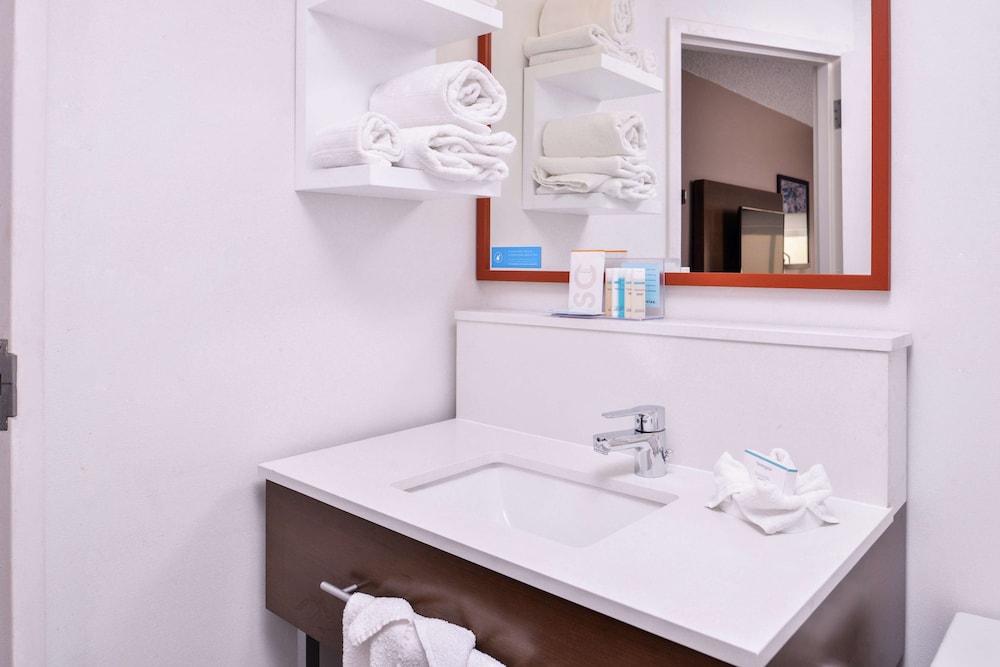 Hampton Inn Albuquerque University Midtown - photo 25