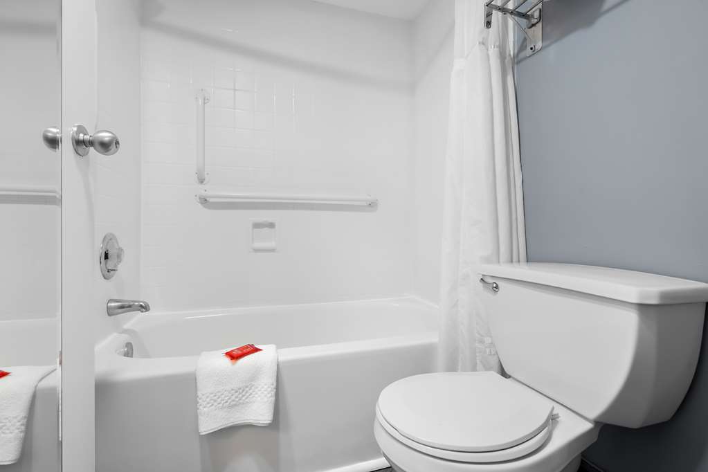 SureStay Plus Hotel by Best Western Brandywine Valley - photo 36