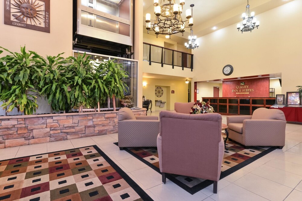 Express Inn & Suites Oklahoma - photo 3