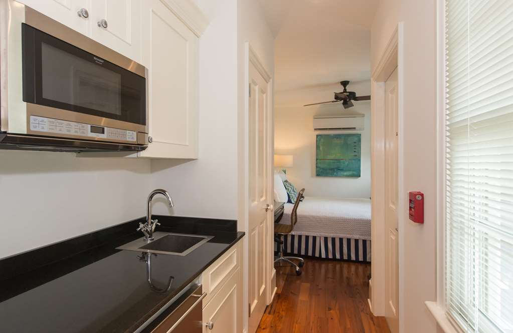 The Marquesa Hotel - photo 19