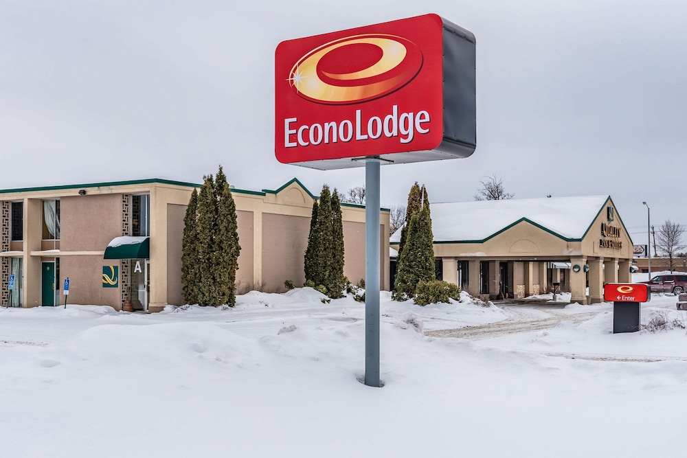 Econo Lodge Brainerd — Brainerd