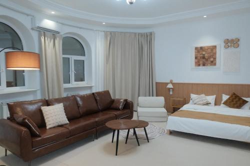 Shymbulak Gateway Homestay — 4-Star Luxury Hotel in Almaty, Kazakhstan