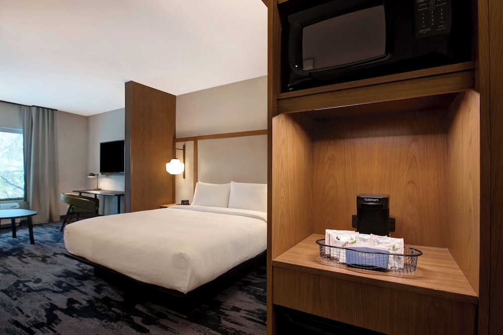 Fairfield Inn & Suites by Marriott Chicago Bolingbrook - photo 11