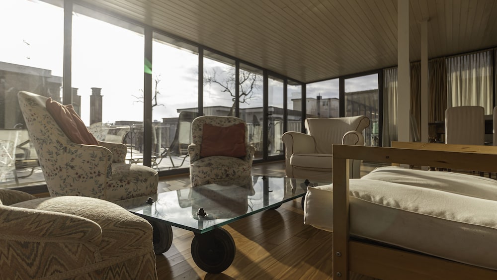 Italianway Rovereto 3 — 4-Star Luxury Hotel in Milan, Italy