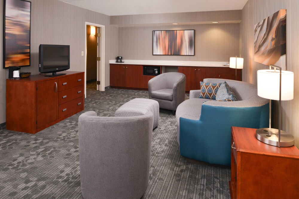 Courtyard by Marriott Charlotte Gastonia - photo 13