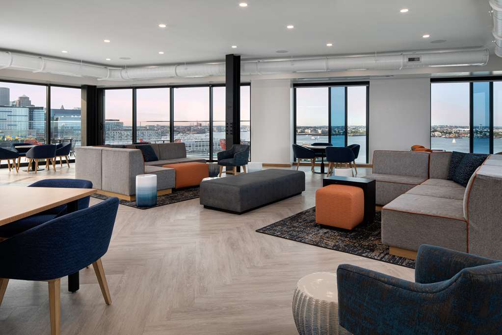 Hyatt Place Boston Seaport District - photo 9