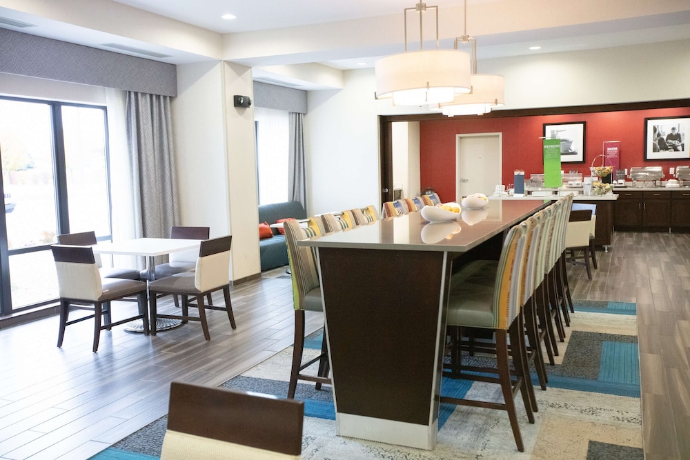 Hampton Inn Toledo Oregon - photo 25