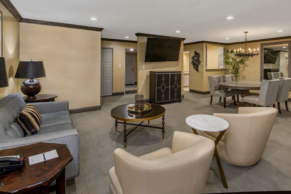 Crowne Plaza Resort Asheville by IHG - photo 15