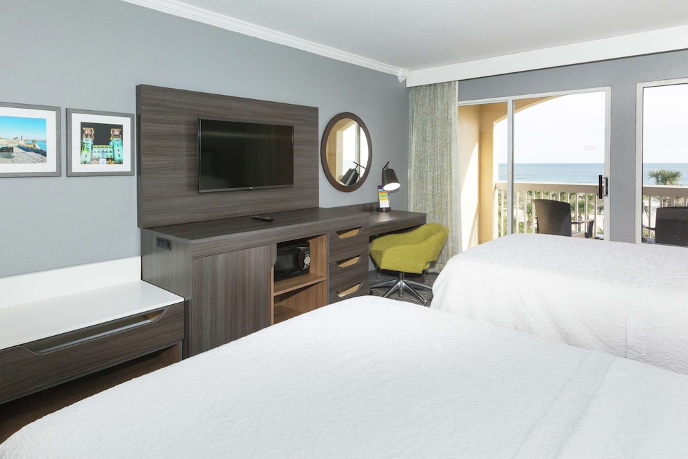 Hampton Inn St. Augustine Beach - photo 19