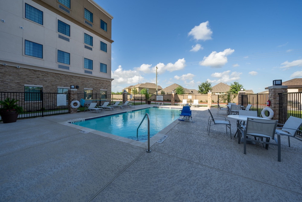 Staybridge Suites Houston NW Cypress Crossings by IHG - photo 28