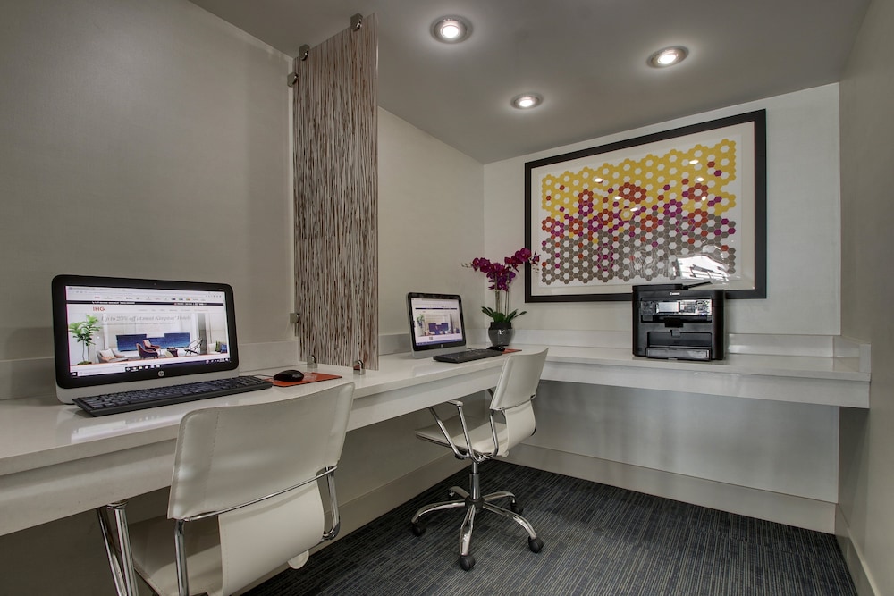 Holiday Inn Express & Suites Wapakoneta by IHG - photo 58
