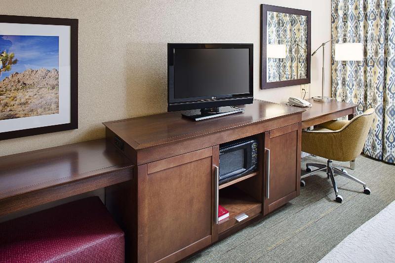Hampton Inn & Suites Palmdale - photo 114