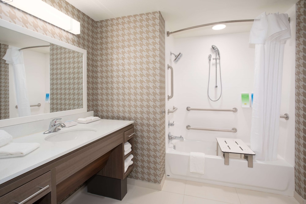 Home2 Suites by Hilton Omaha UN Medical Ctr Area - photo 49
