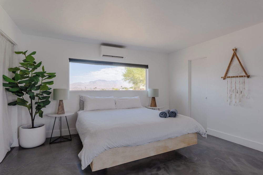 Desert Hot Springs Inn - photo 103