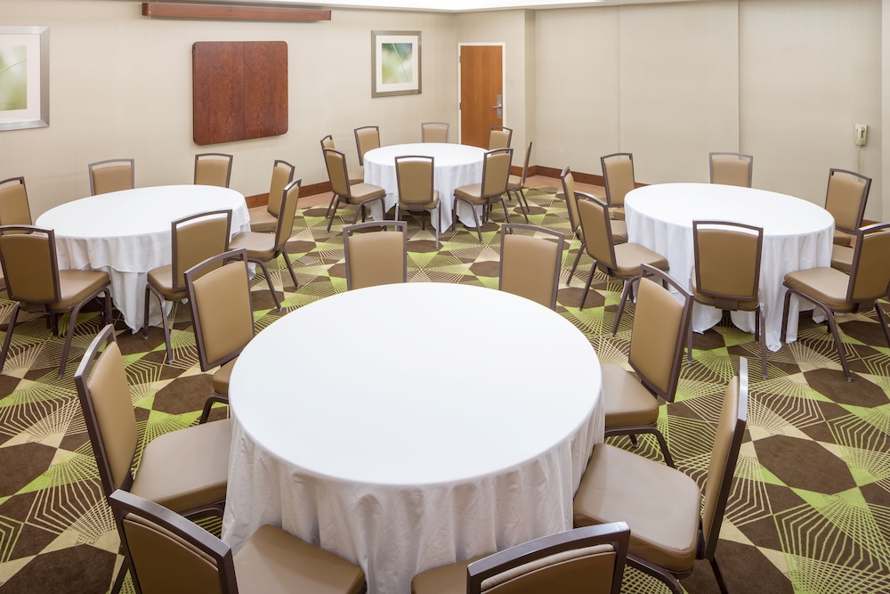 Holiday Inn Manchester Airport by IHG - photo 36