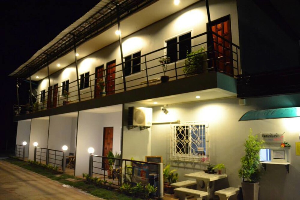 Pool Pimaan Resort in Surin, Thailand