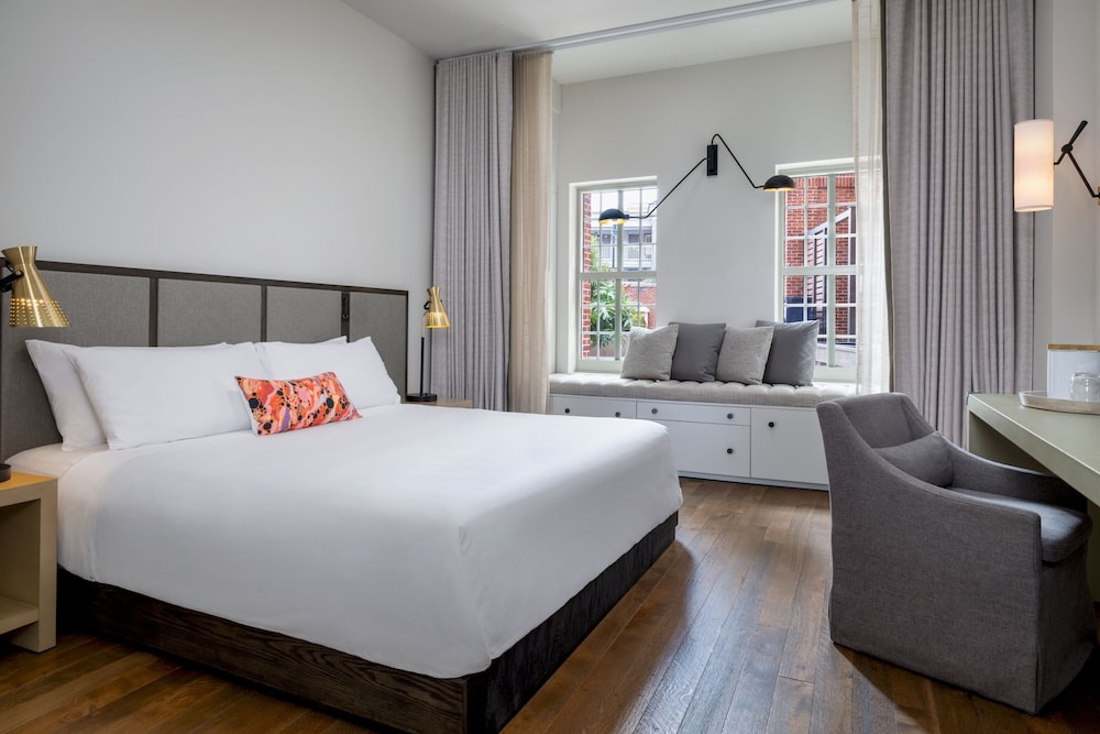 The Alida Savannah a Tribute Portfolio Hotel - photo 51