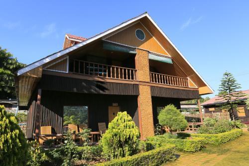 Hill Top Villa Resort in Unknown City, Myanmar
