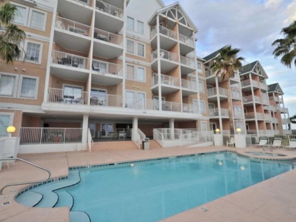 Grand Beach Resort 411 by RedAwning - photo 19