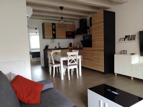 Verona Urban Apartment — 4-Star Luxury Hotel in Verona, Italy
