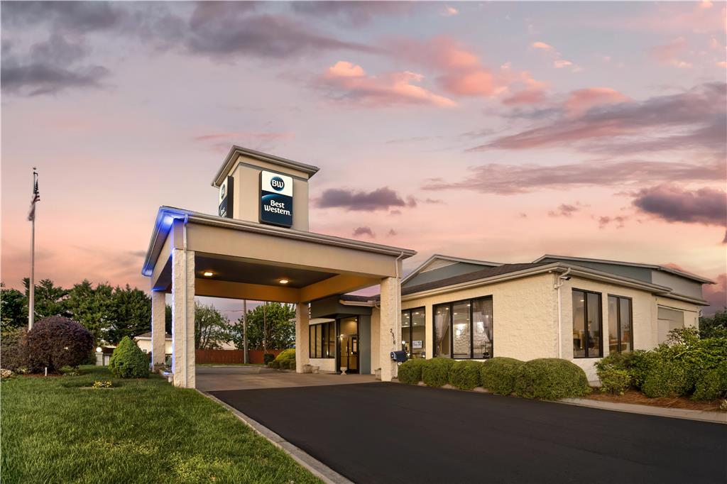 Best Western Inn & Suites Monroe - carbon neutral hotel in Monroe
