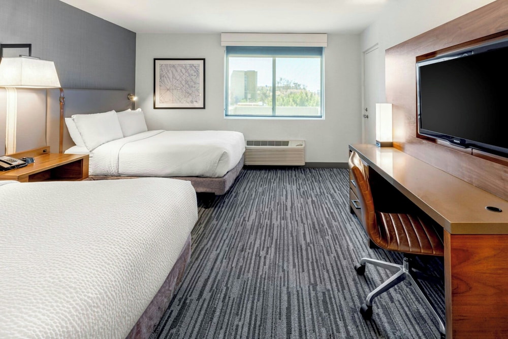 Four Points by Sheraton Los Angeles Westside - photo 13