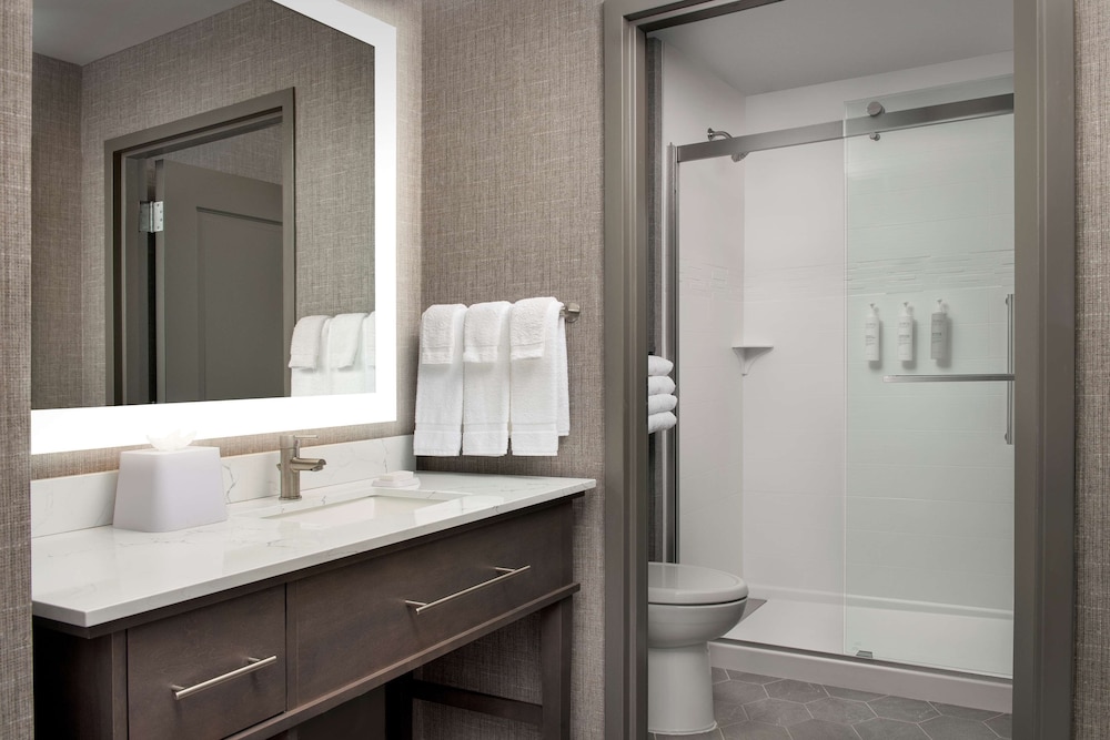 Homewood Suites by Hilton Louisville Airport - photo 35