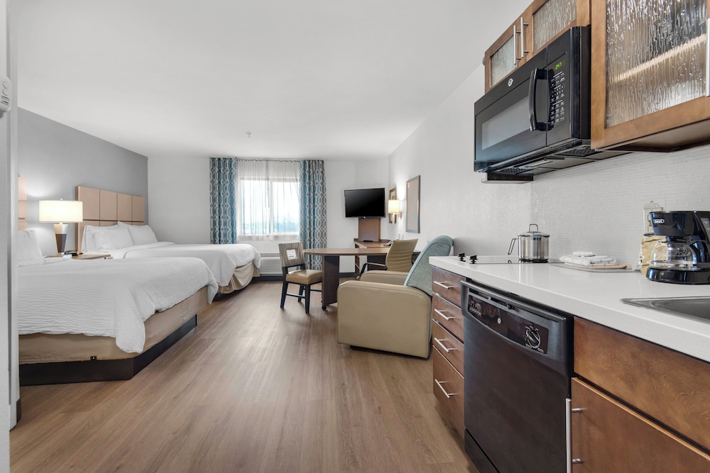 Candlewood Suites Pensacola University Area by IHG - photo 21