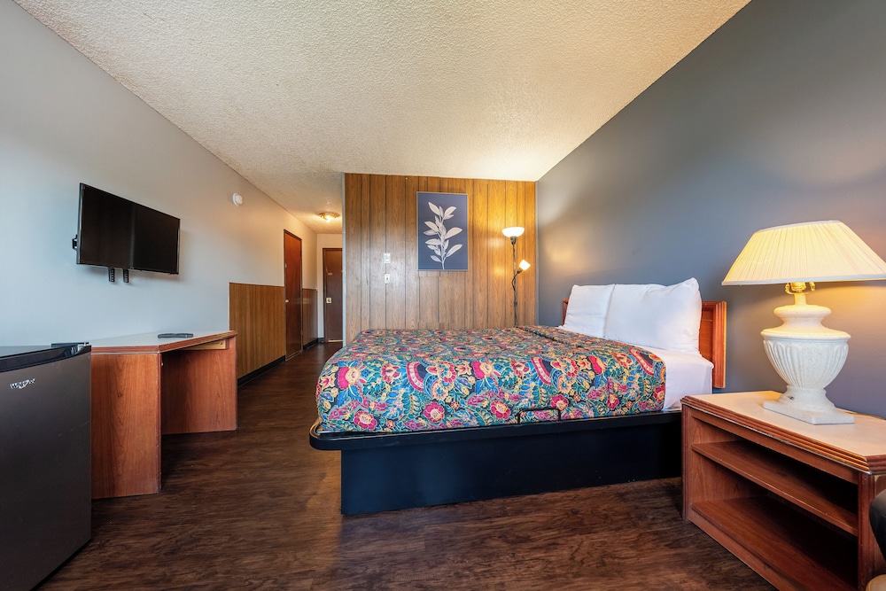 Best Value Inn by OYO Portland OR South East - photo 13