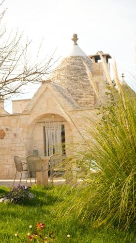 Trullo Natù private villa — 4-Star Luxury Hotel in Alberobello, Italy