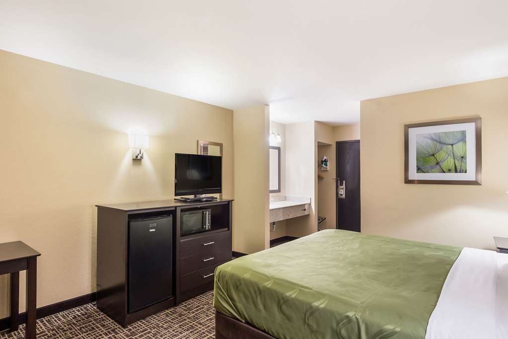 Quality Inn & Suites Caseyville St. Louis - photo 14