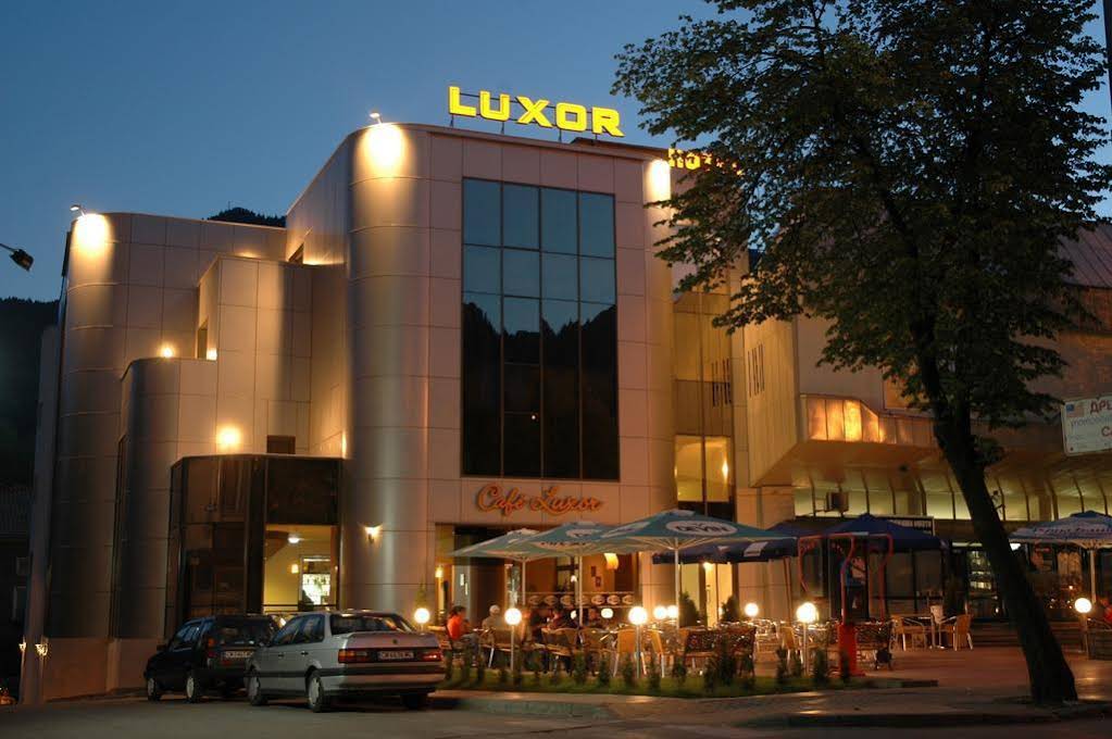 Luxor Hotel — hotel in Smolyan