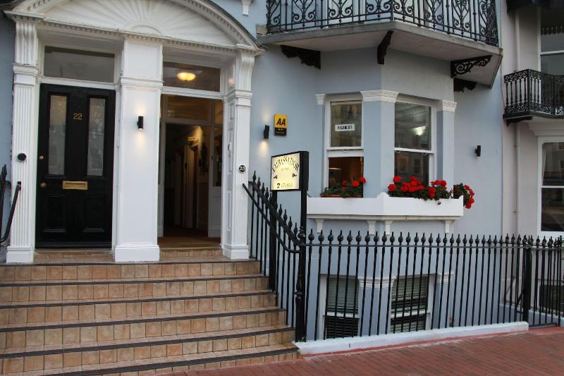 Ambassador Hotel - last minute hotel in Brighton