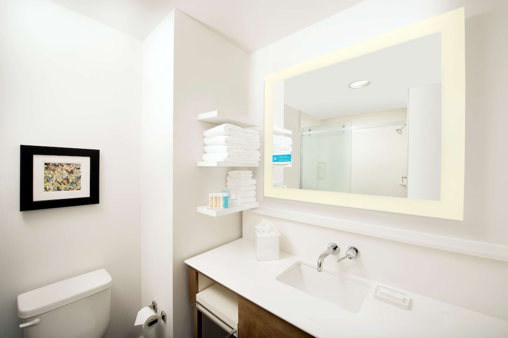 Hampton Inn by Hilton Wilmington Downtown - photo 18