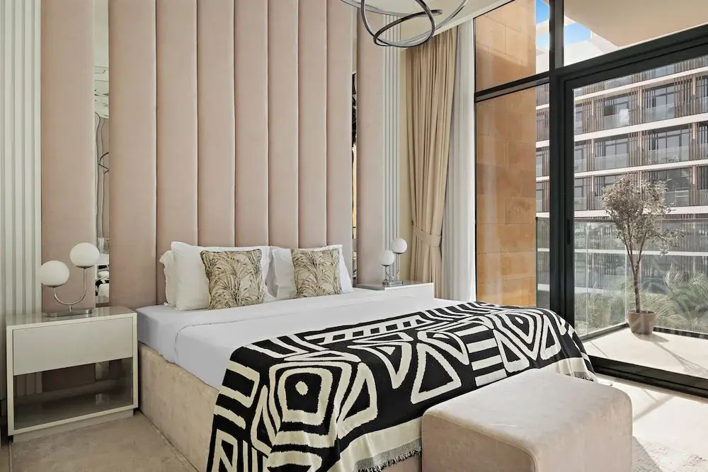 Azizi Riviera 7 Meydan City Dubai — 4-Star Luxury Hotel in Dubai, United Arab Emirates