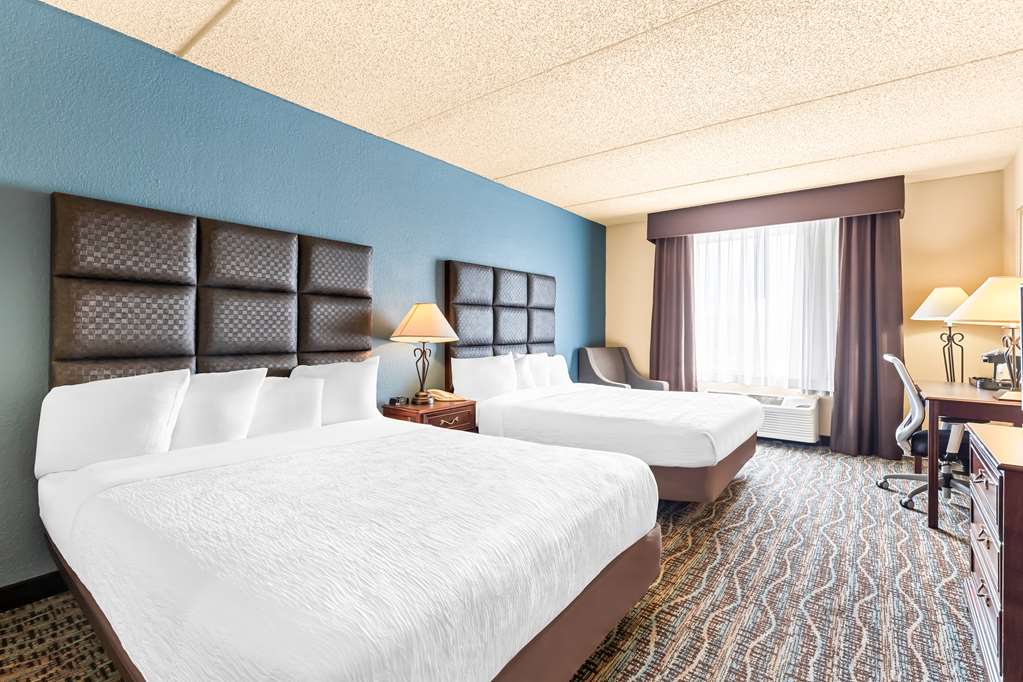 Best Western Holiday Manor - photo 4