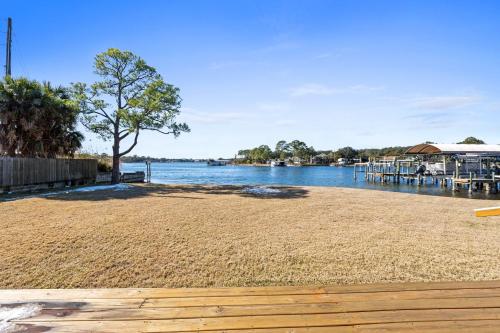 Bayou 563 Turtle Cove 563 Free Activities Included — 4-Star Luxury Hotel in Fort Walton Beach, United States