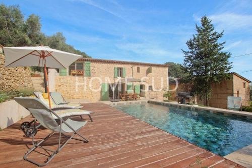 Votre splendide mas de pierre à la campagne entièrement rénové — hotel in Peymeinade