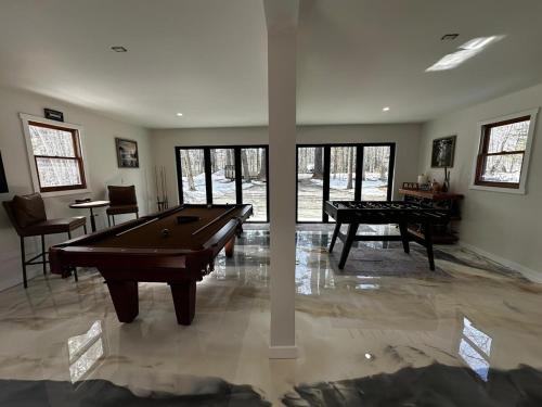 New Long Pond Lake View Pet Friendly Getaway Me — Mount Vernon