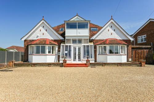 Trevarner Guest House 11009689 — Fareham