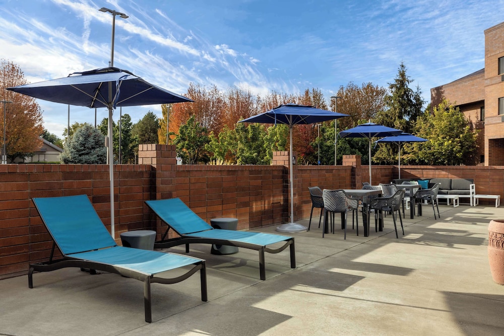 Hampton Inn Richland Tri Cities - photo 39