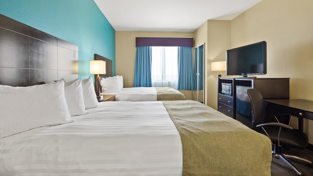 Best Western Lindsay Inn & Suites - photo 7