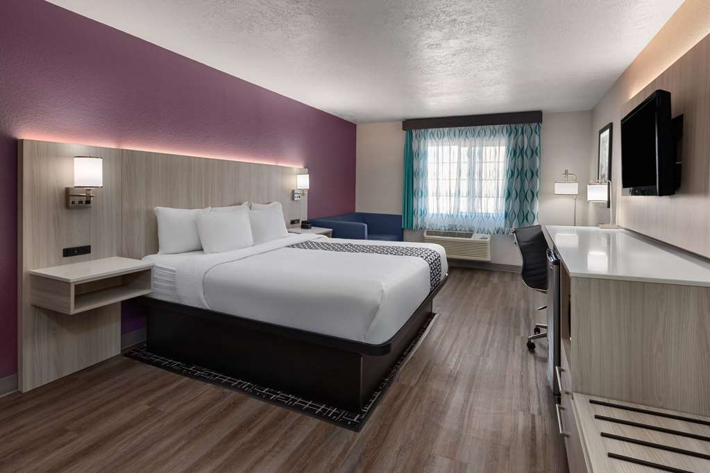 La Quinta Inn & Suites by Wyndham North Orem - photo 16
