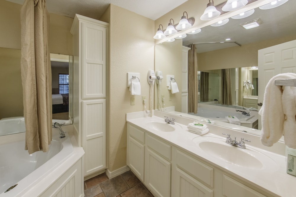 Holiday Inn Club Vacations Resort Lake Palestine - photo 40