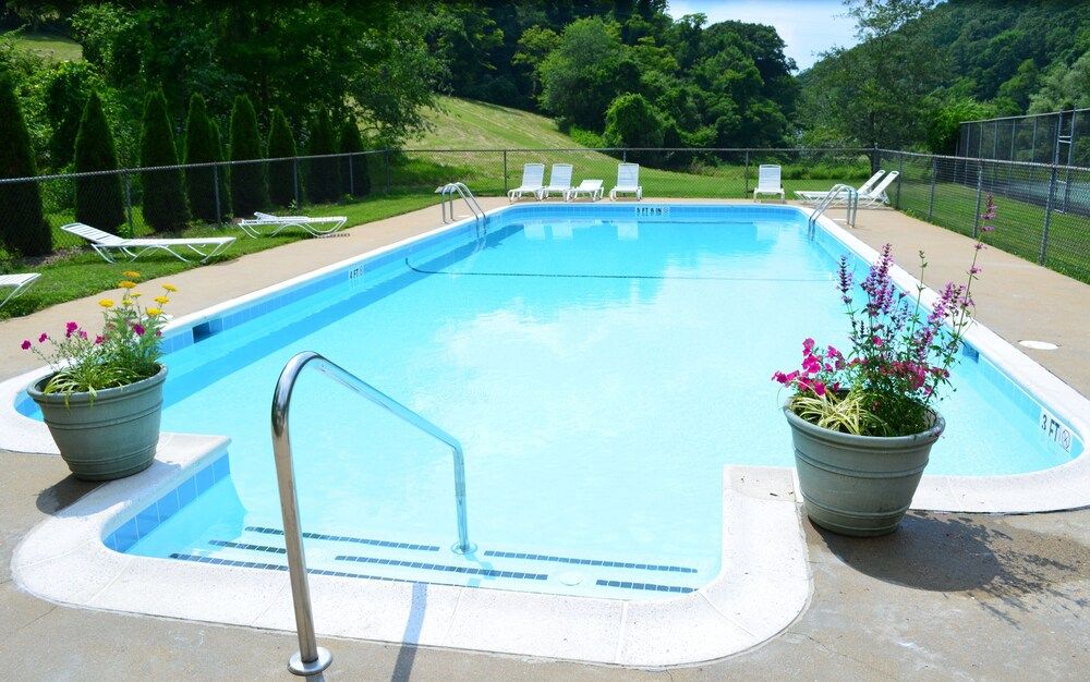 The Inn at Gristmill Square - photo 20